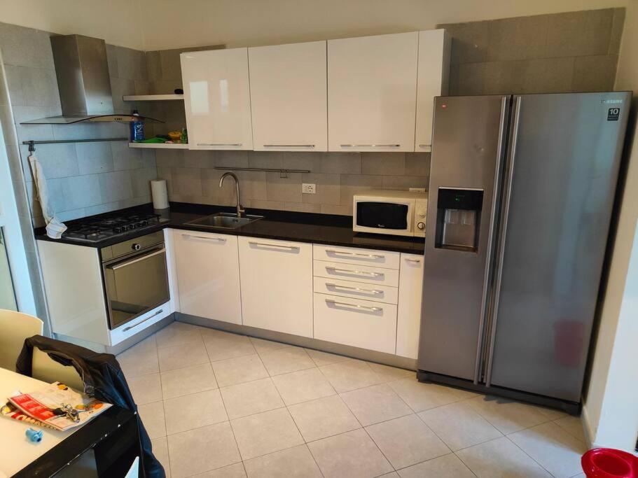 L'Appoggio Perfetto Apartment Виареджо Екстериор снимка